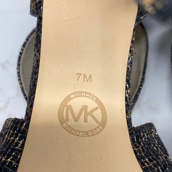 Michael Kors Leopard Textured Platform Heels Black Gold Size 7 - Picture 7 of 11